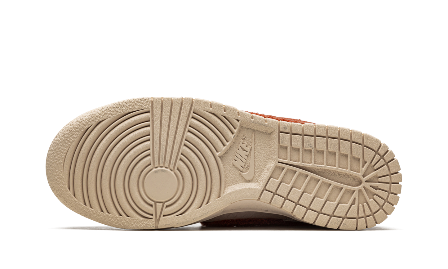 DUNK LO MNS WMNS Terry Swoosh