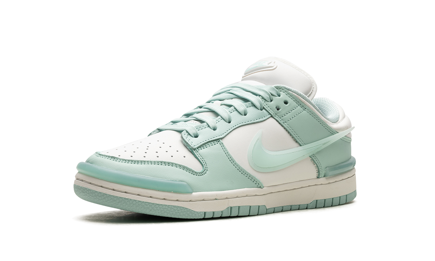 DUNK LO TIST WMNS Jade Ice