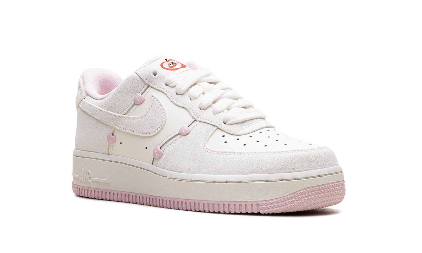 Air Force 1 Low WMNS Valentine's Day