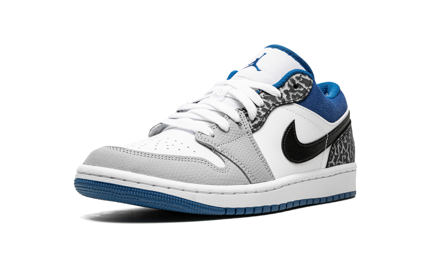 Jordan 1 Low SE True Blue
