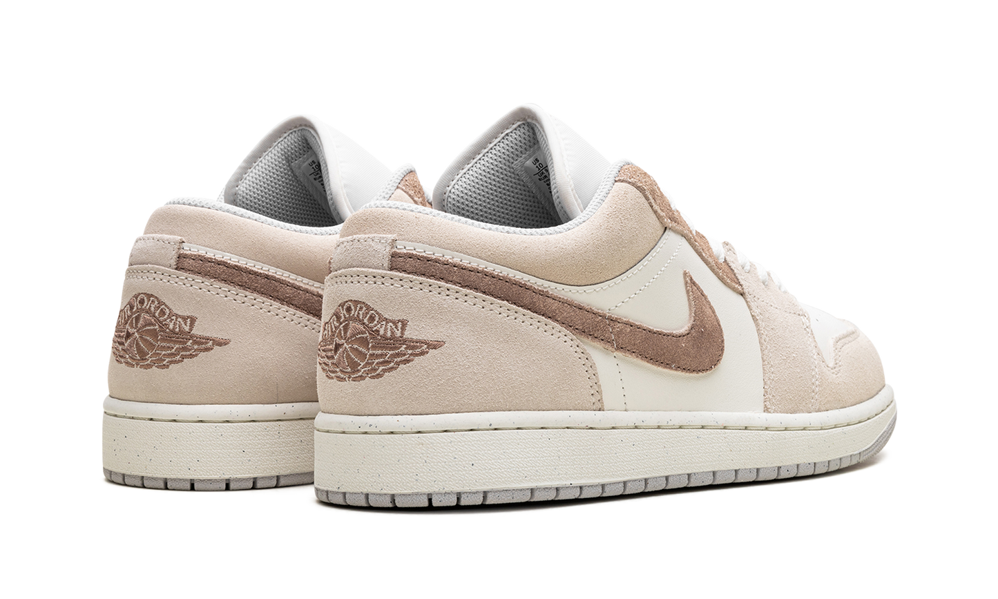 Air Jordan 1 Low Light Brown
