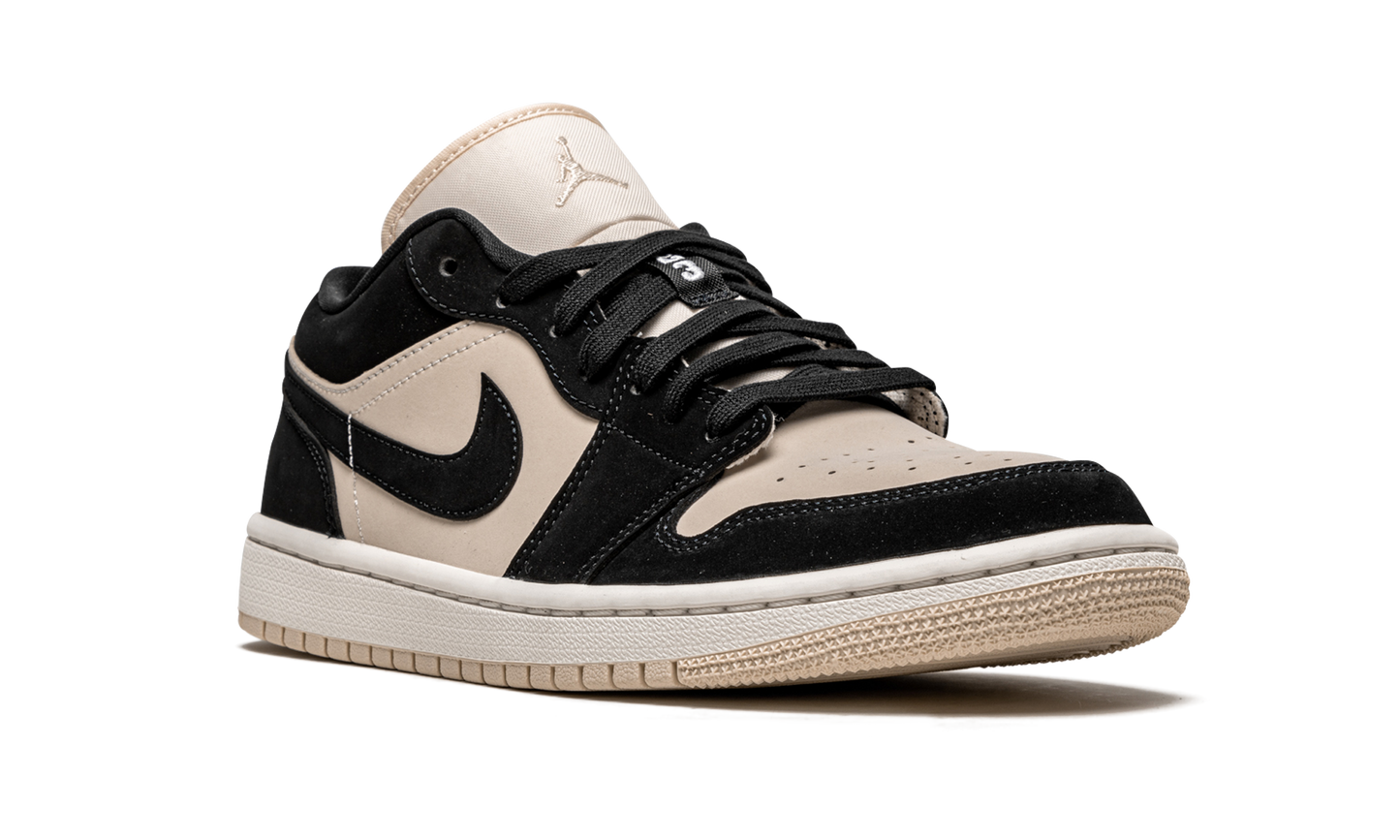 Air Jordan 1 Low WMNS Black Guava Ice