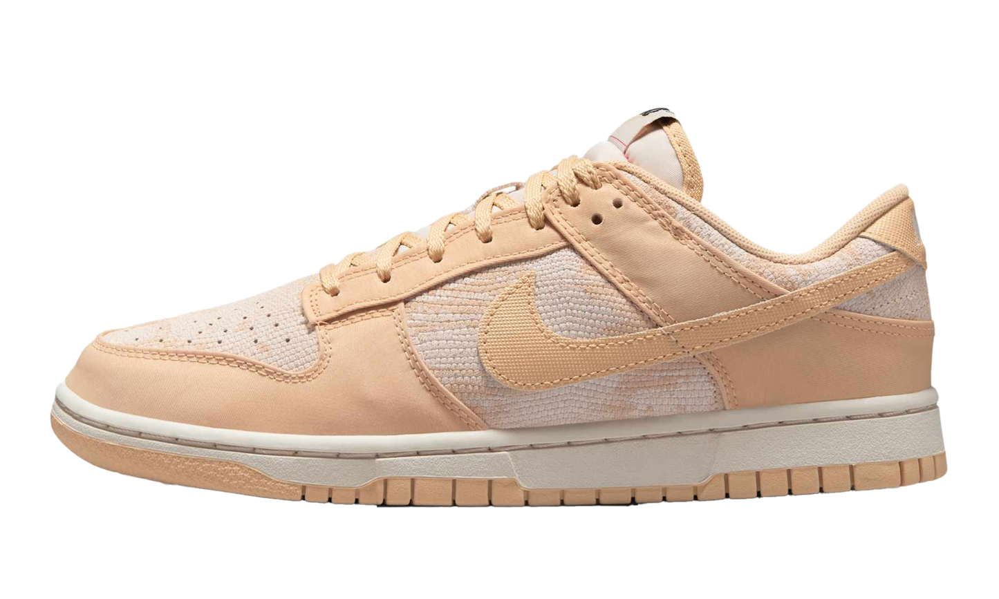 Dunk Low WMNS Light Orewood Brown