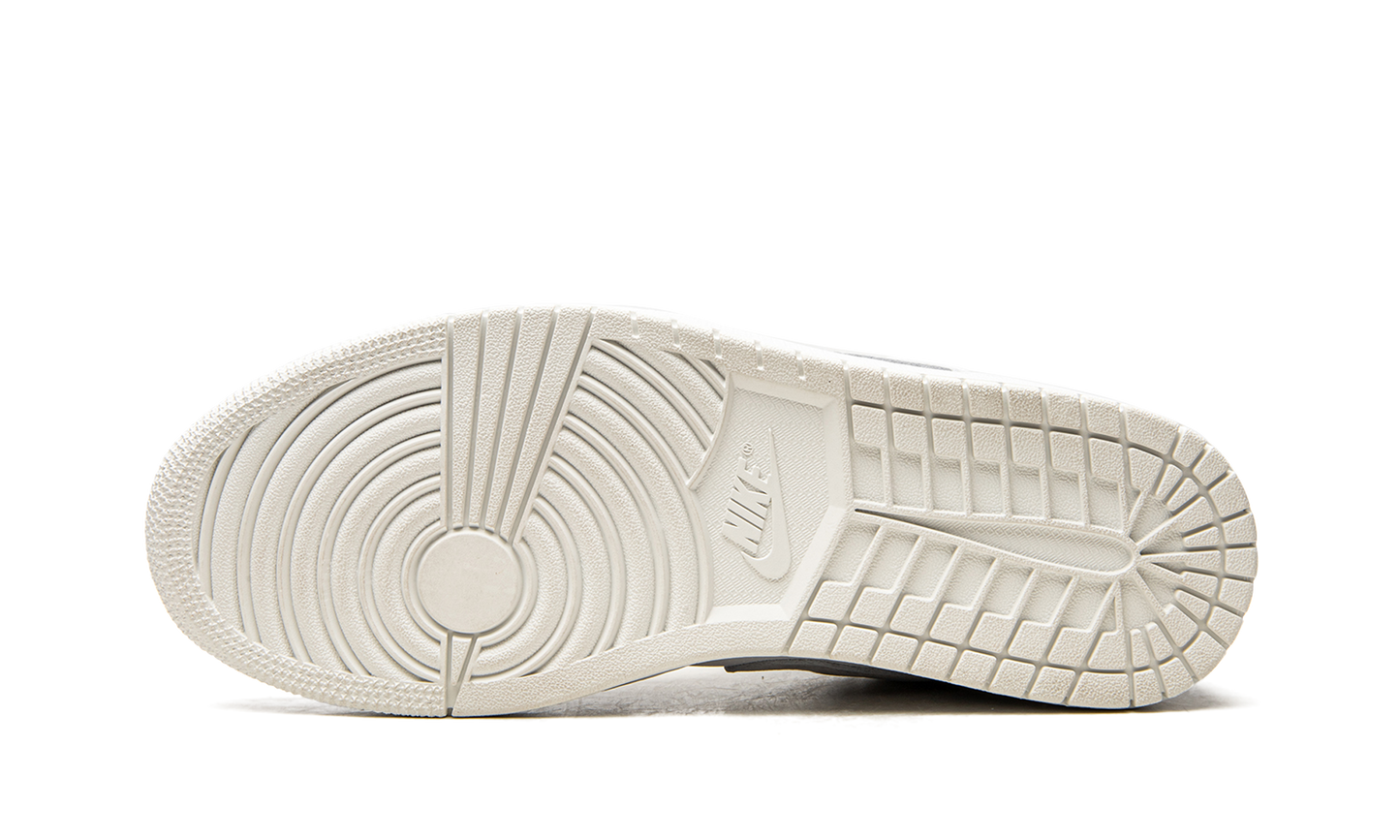 Air Jordan 1 Low Paris