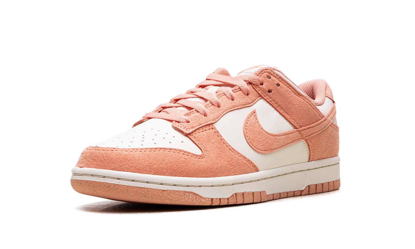 Dunk Low Next Nature WMNS Apricot Agate