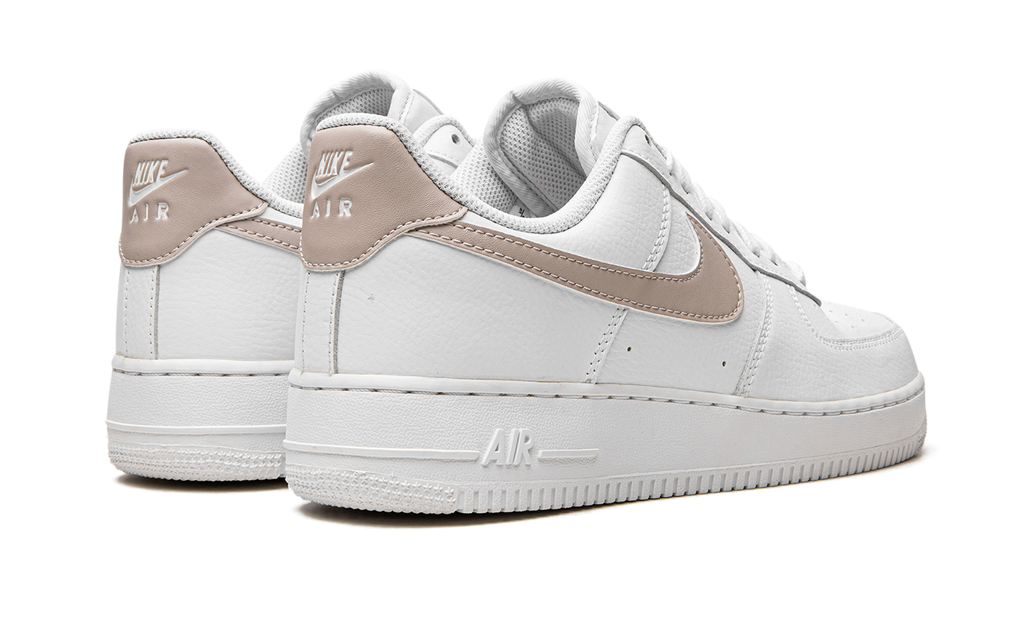 AIR FORCE 1 '07 LO WMNS White Fossil Stone (W)