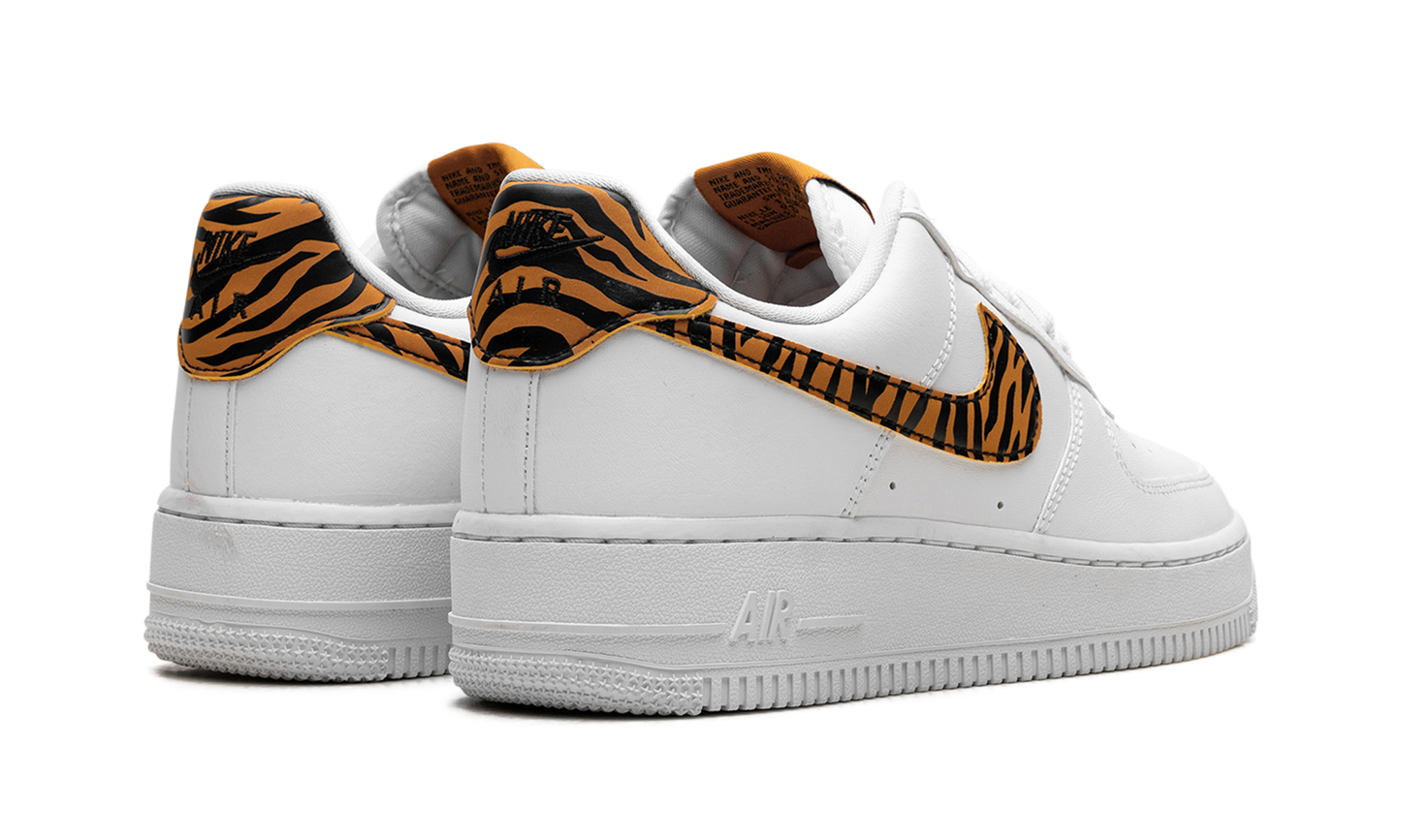 Air Force 1 '07 WMNS Tiger Stripes