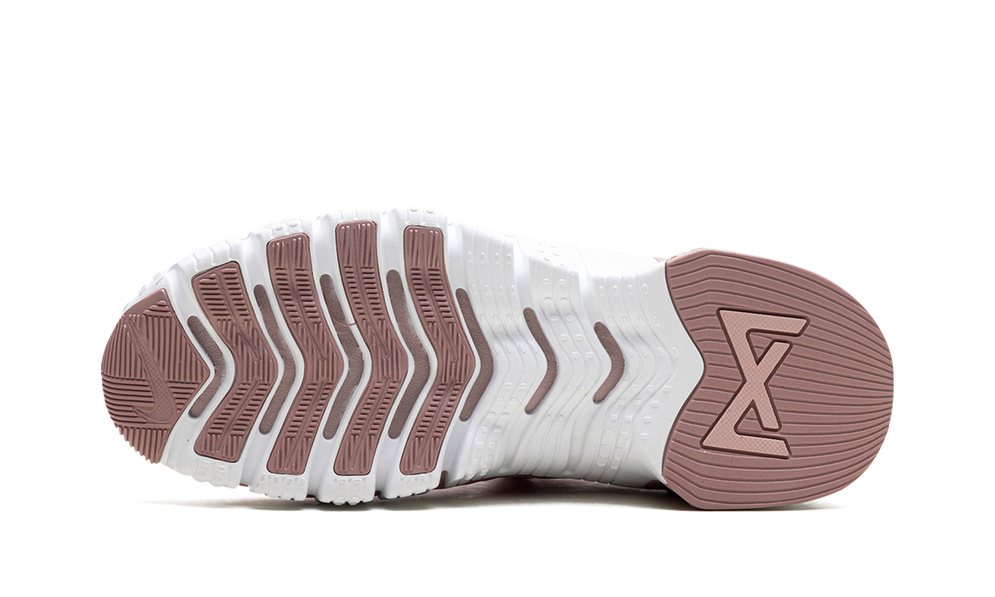 WMNS Nike Free Metcon 5 Pink Oxford