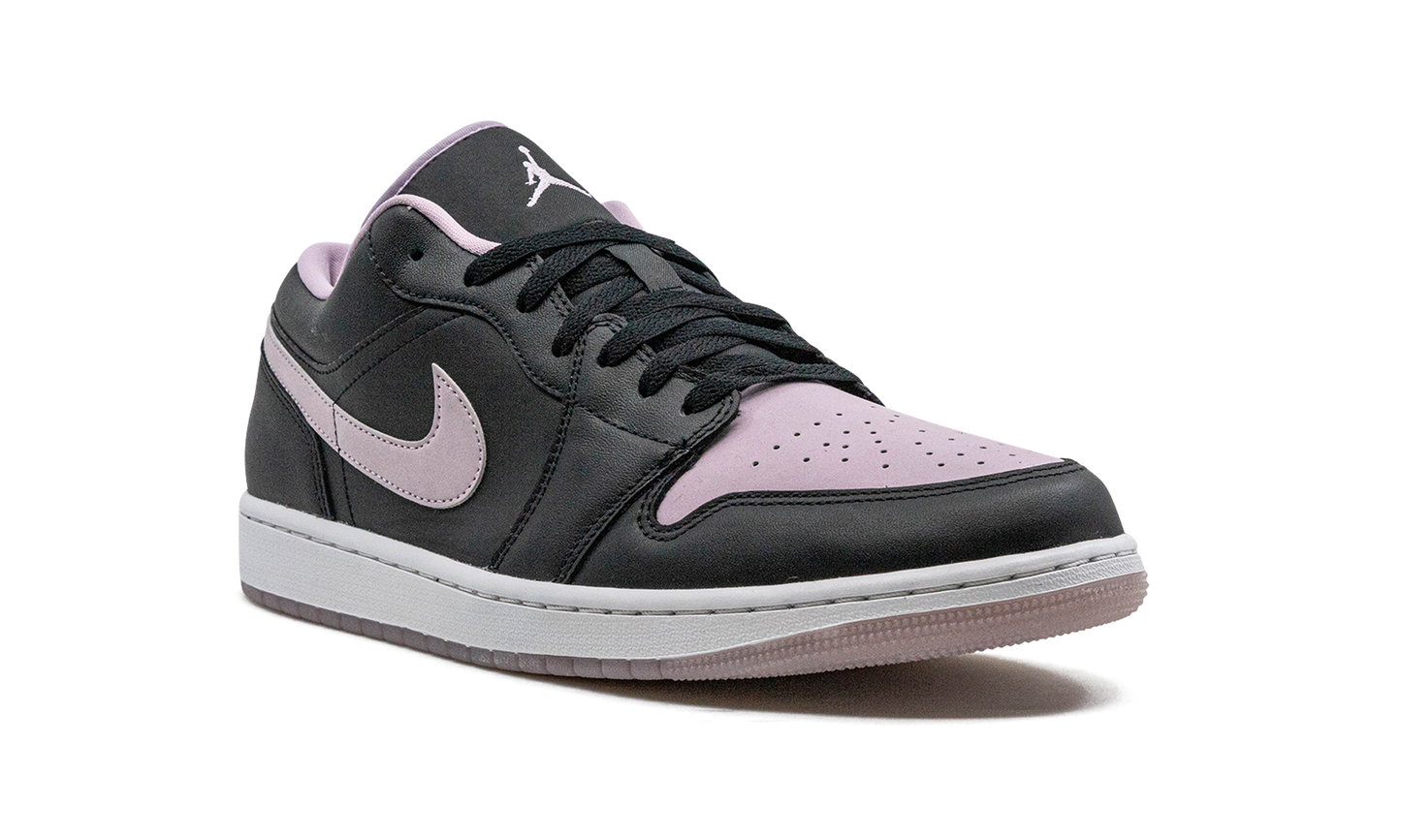 Jordan 1 Low SE Iced Lilac