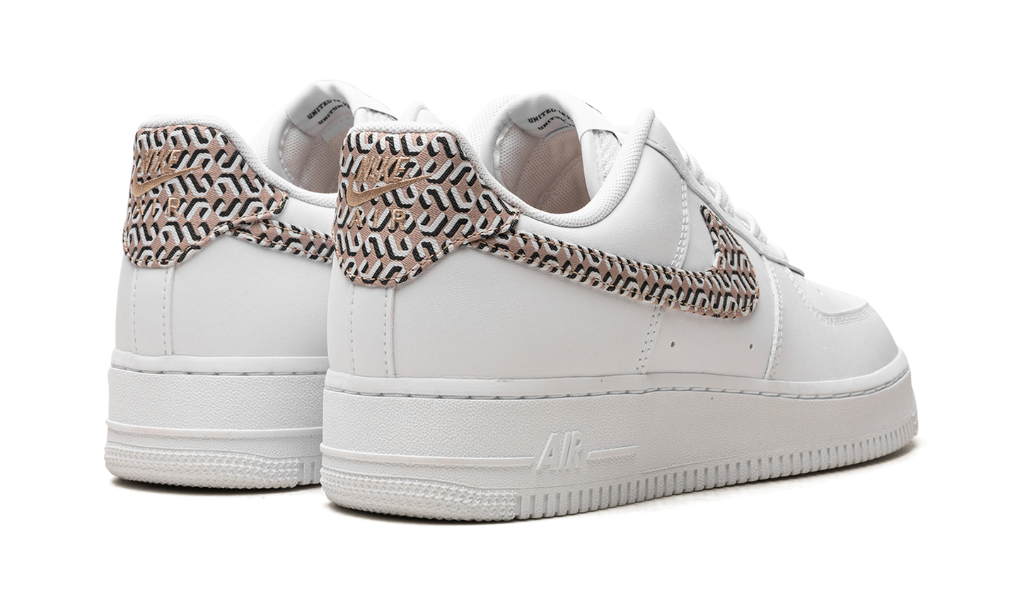 AIR FORCE 1 LO WMNS United In Victory - White