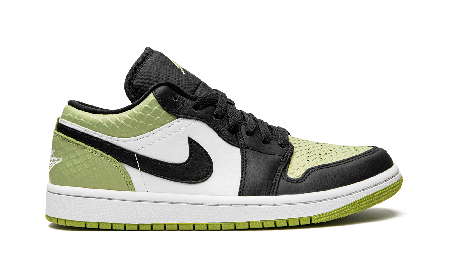 AIR JORDAN 1 LO SE WMNS Vivid Green Snakeskin