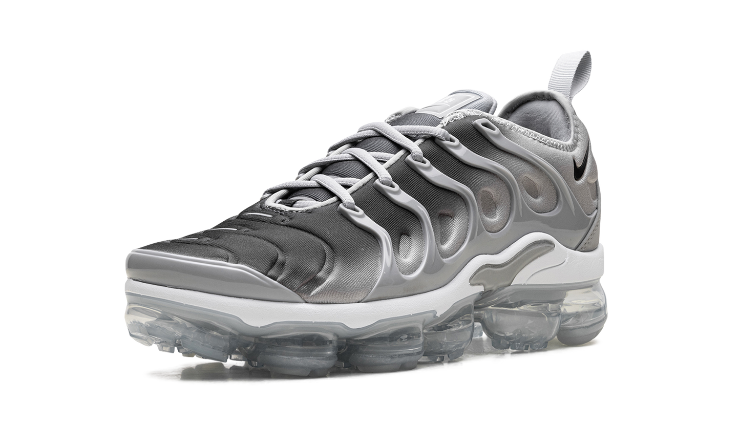 Air Vapormax Plus Silver Gradient