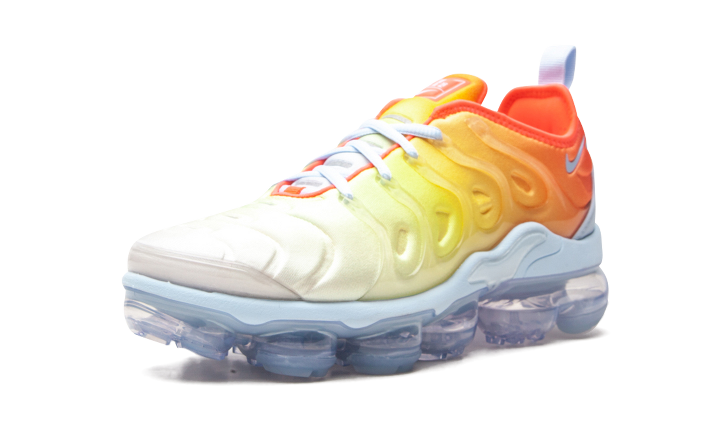 WMNS VaporMax Plus Sunrise