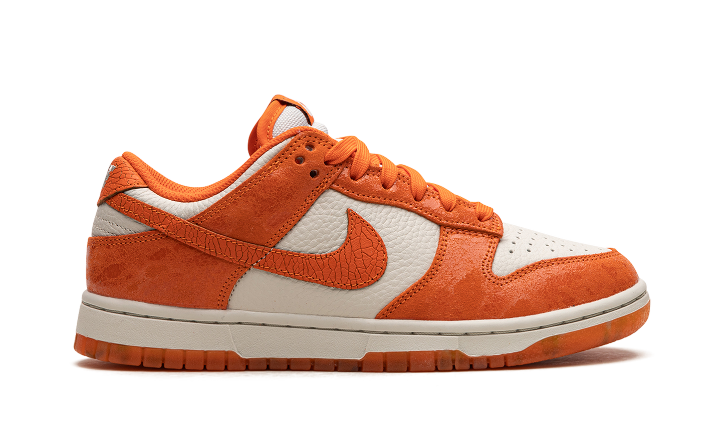 DUNK LOW WMNS Total Orange