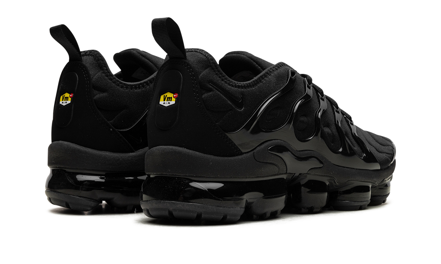 Air Vapormax Plus Triple Black