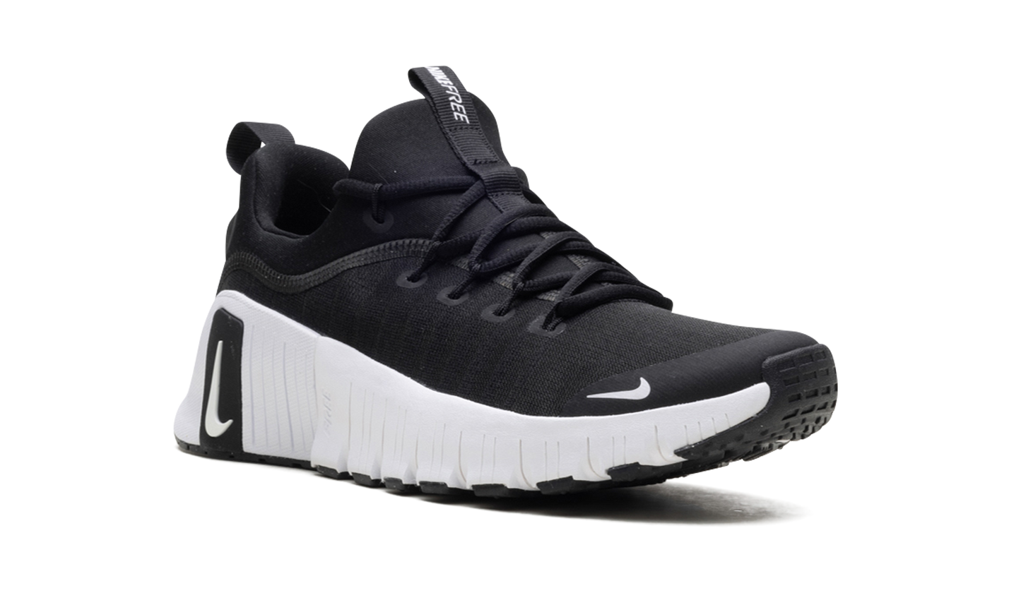 Free Metcon 6 WMNS Black White