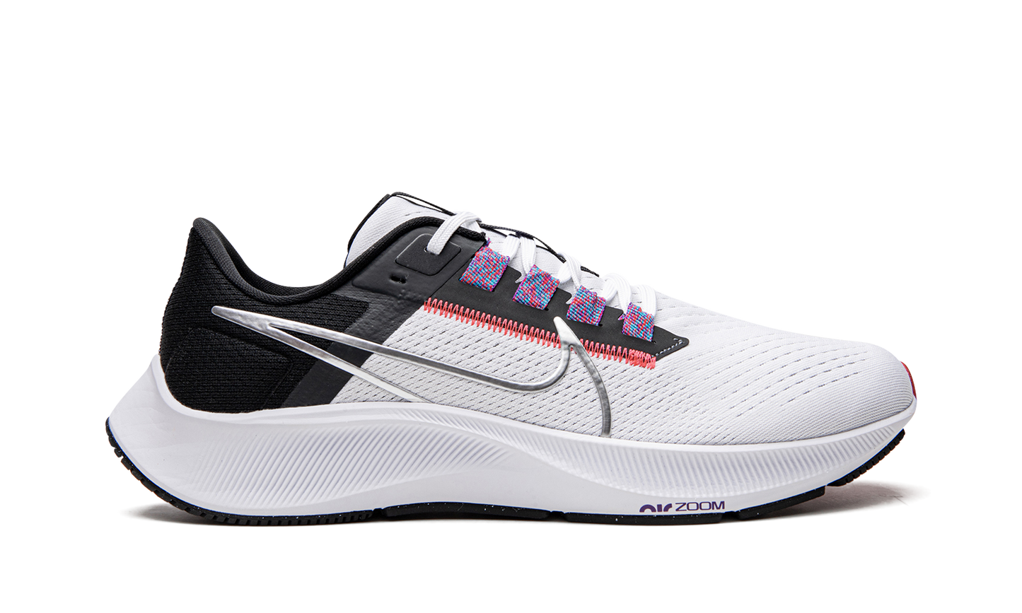 WMNS Air Zoom Pegasus 38