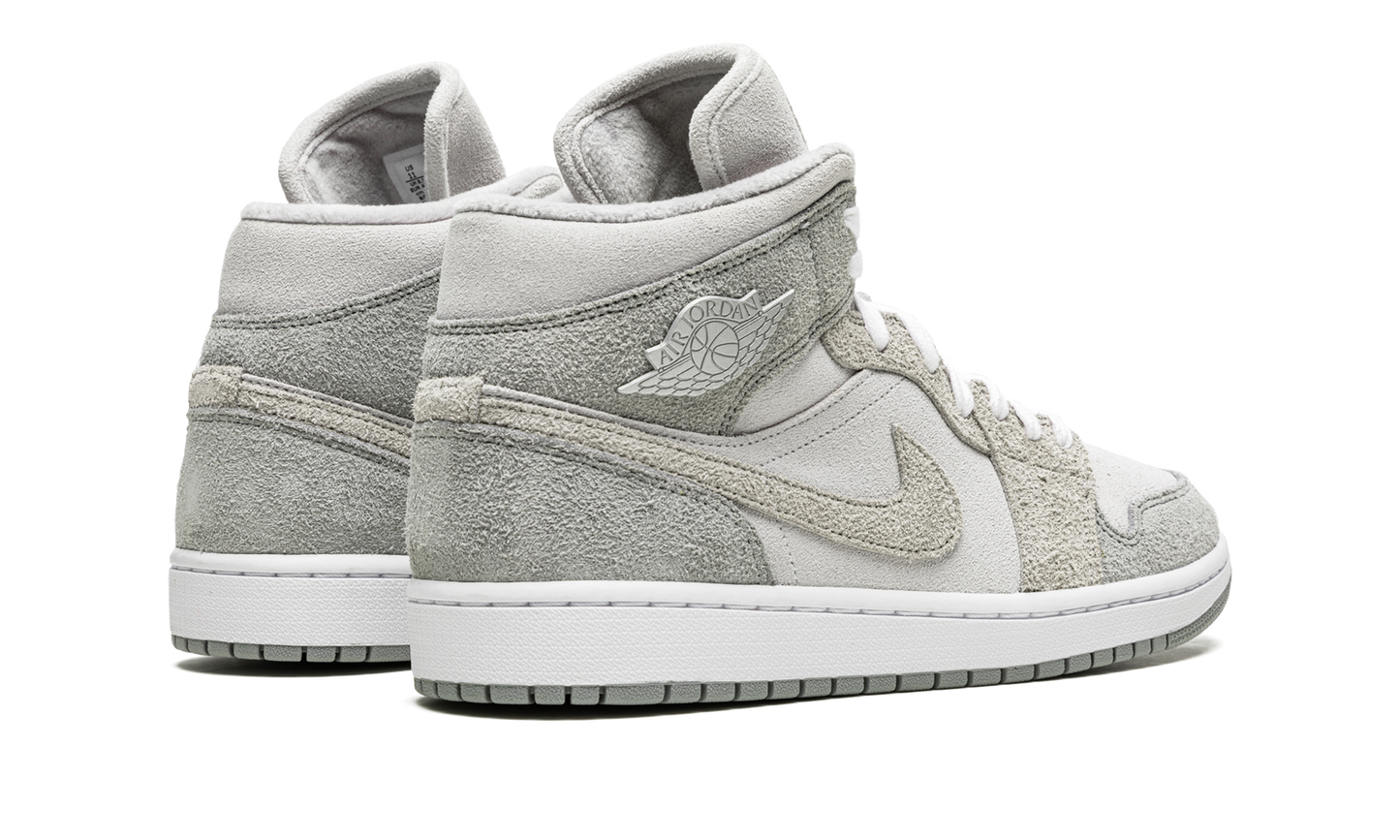 AIR JORDAN 1 MID SE WMNS Grey Fleece