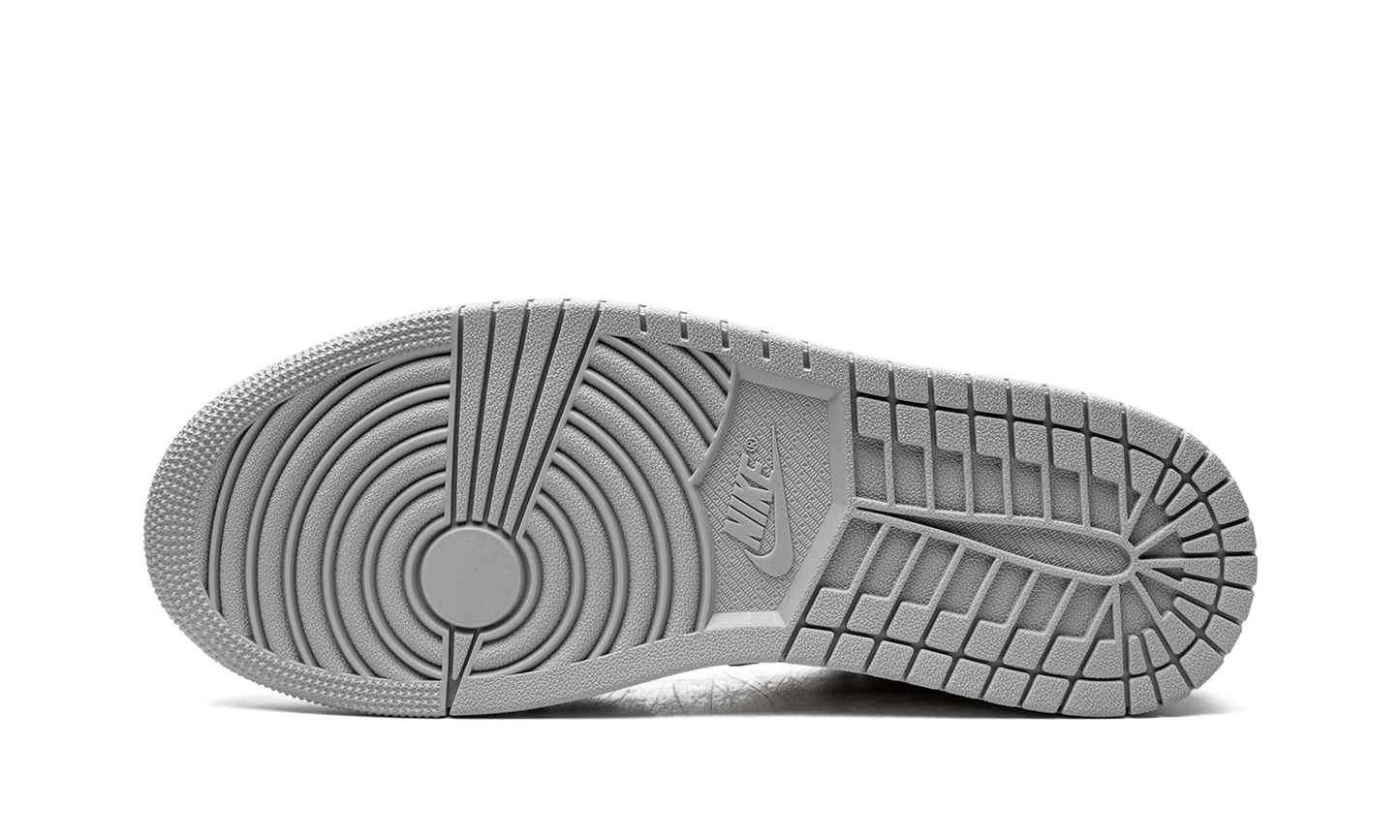 Air Jordan 1 Low SE White / Grey / Red