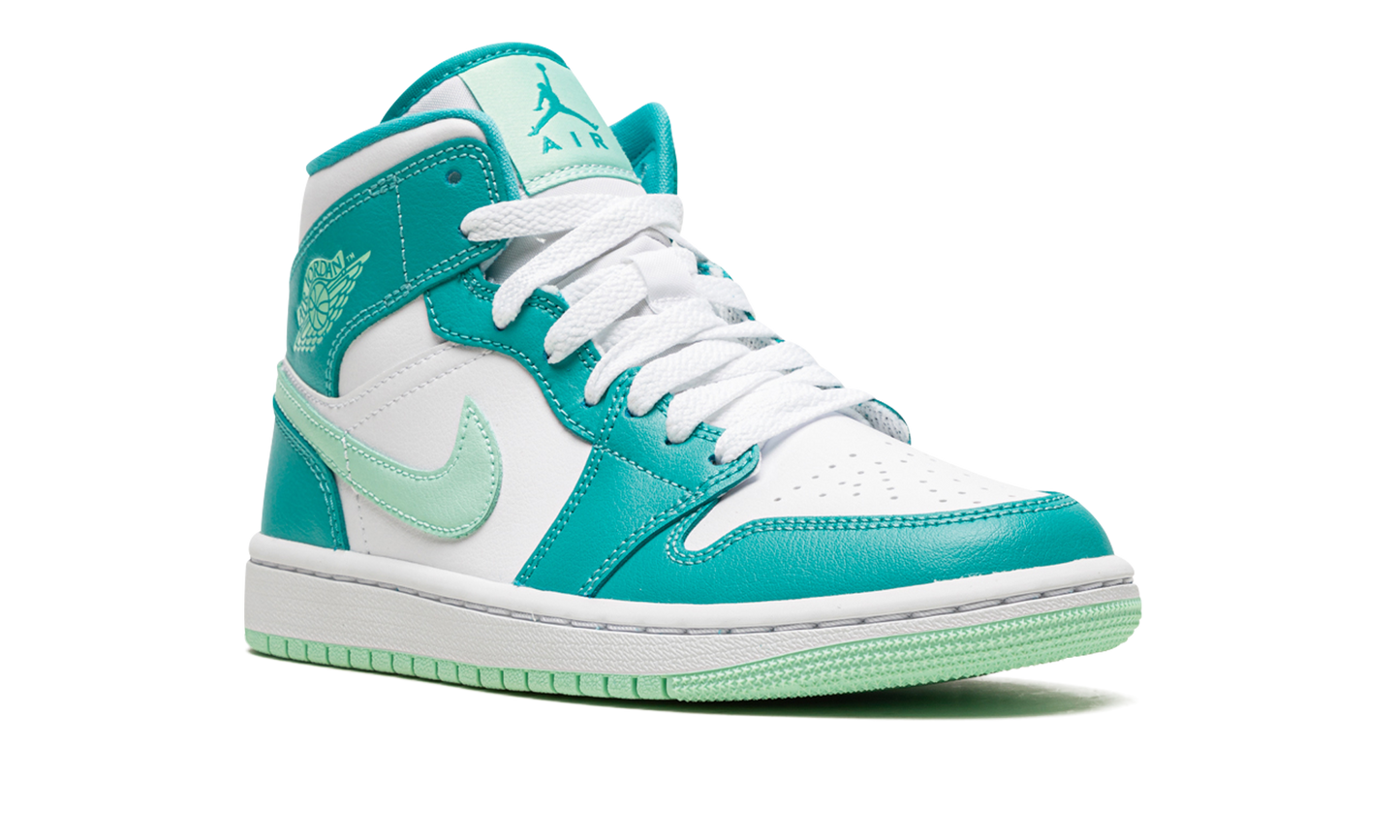 AIR JORDAN 1 MID WMNS Washed Teal