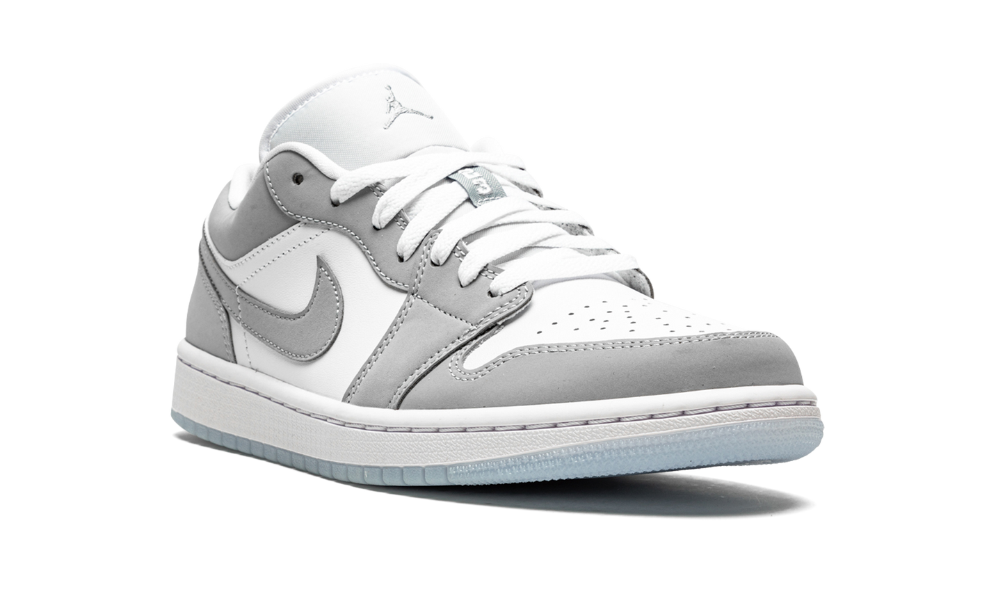 AIR JORDAN 1 LOW WMNS White / Wolf Grey