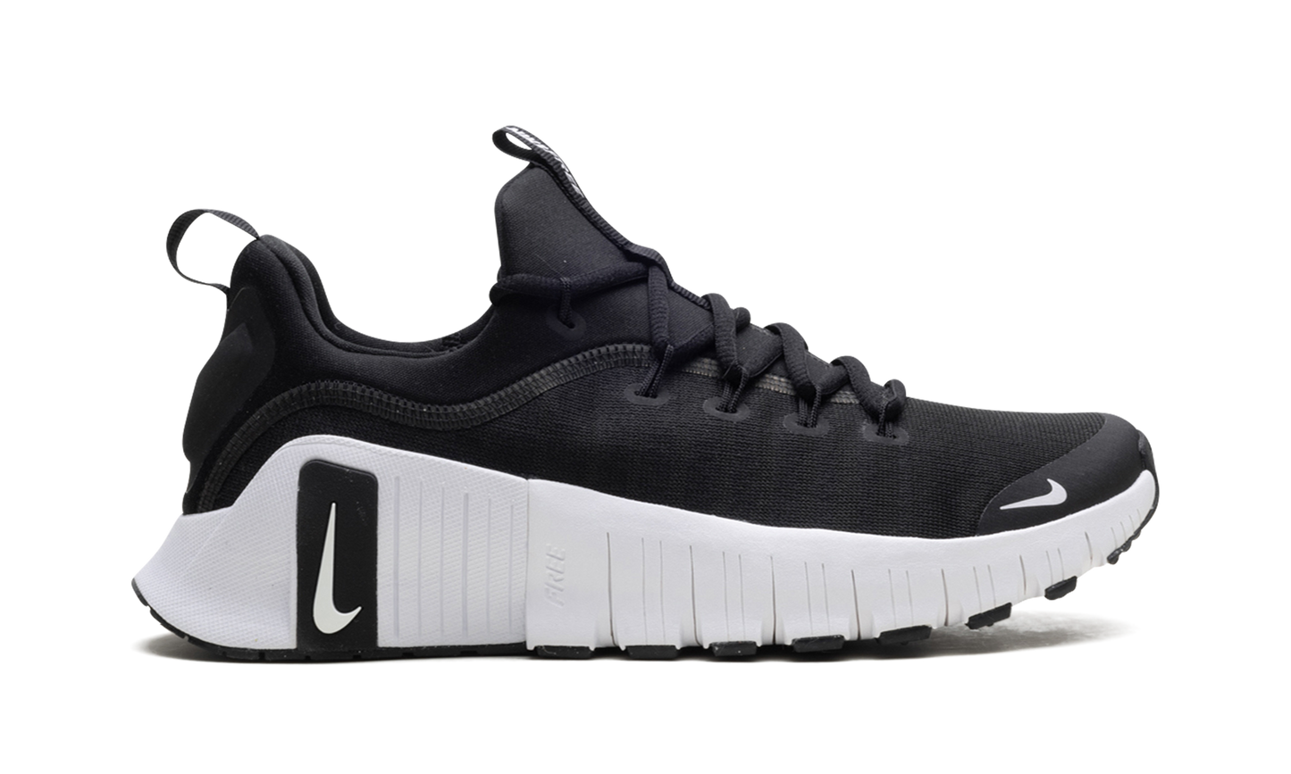 Free Metcon 6 WMNS Black White