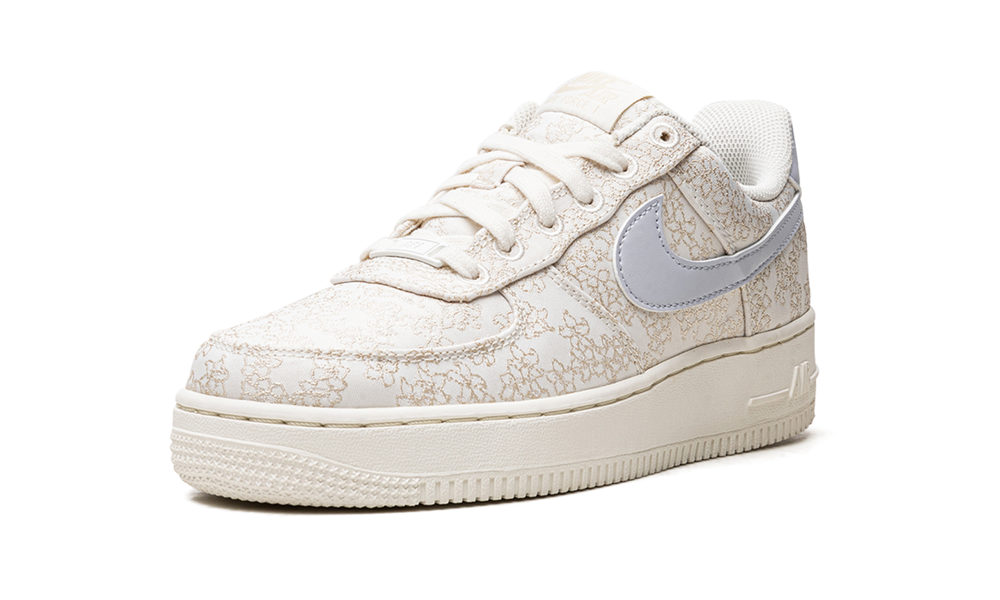 AIR FORCE 1 '07 SE JACQ WMNS Flower Embroidery