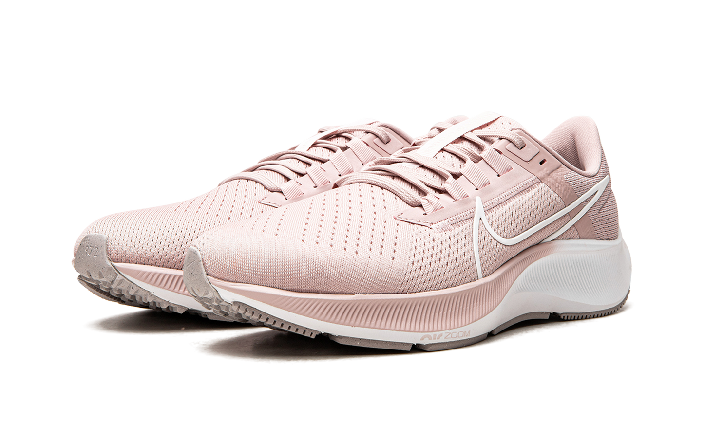 WMNS Air Zoom Pegasus 38