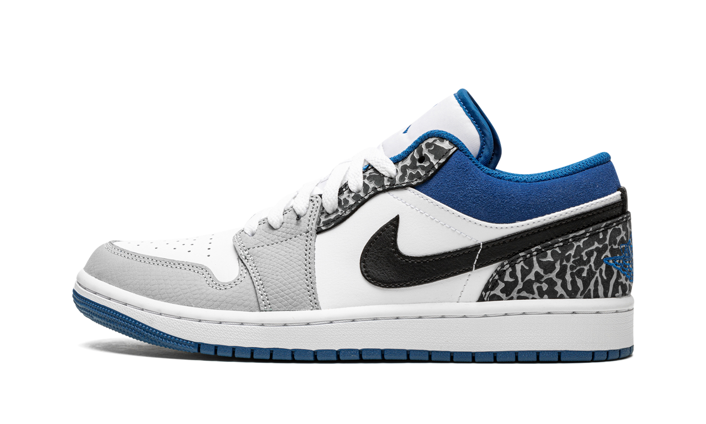 Jordan 1 Low SE True Blue