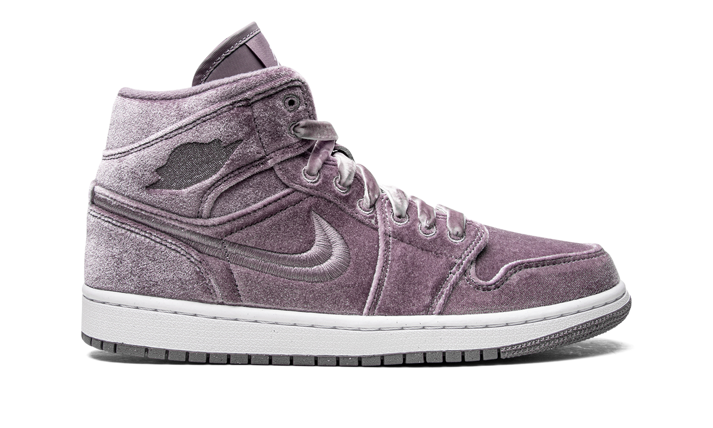 AIR JORDAN 1 MID SE WMNS Purple Velvet