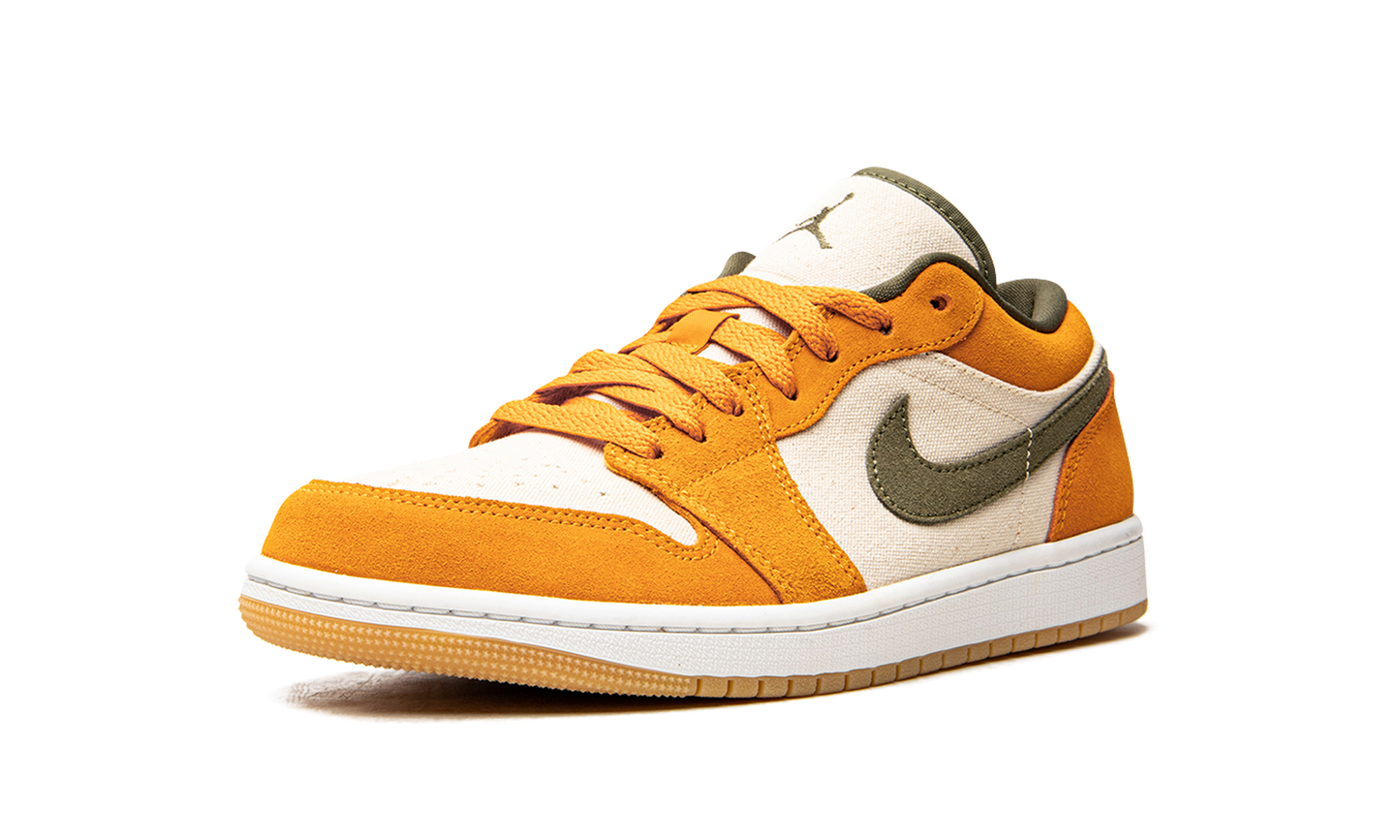 Air Jordan 1 Low SE Light Curry