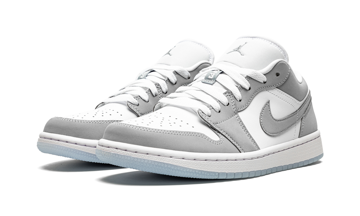AIR JORDAN 1 LOW WMNS White / Wolf Grey