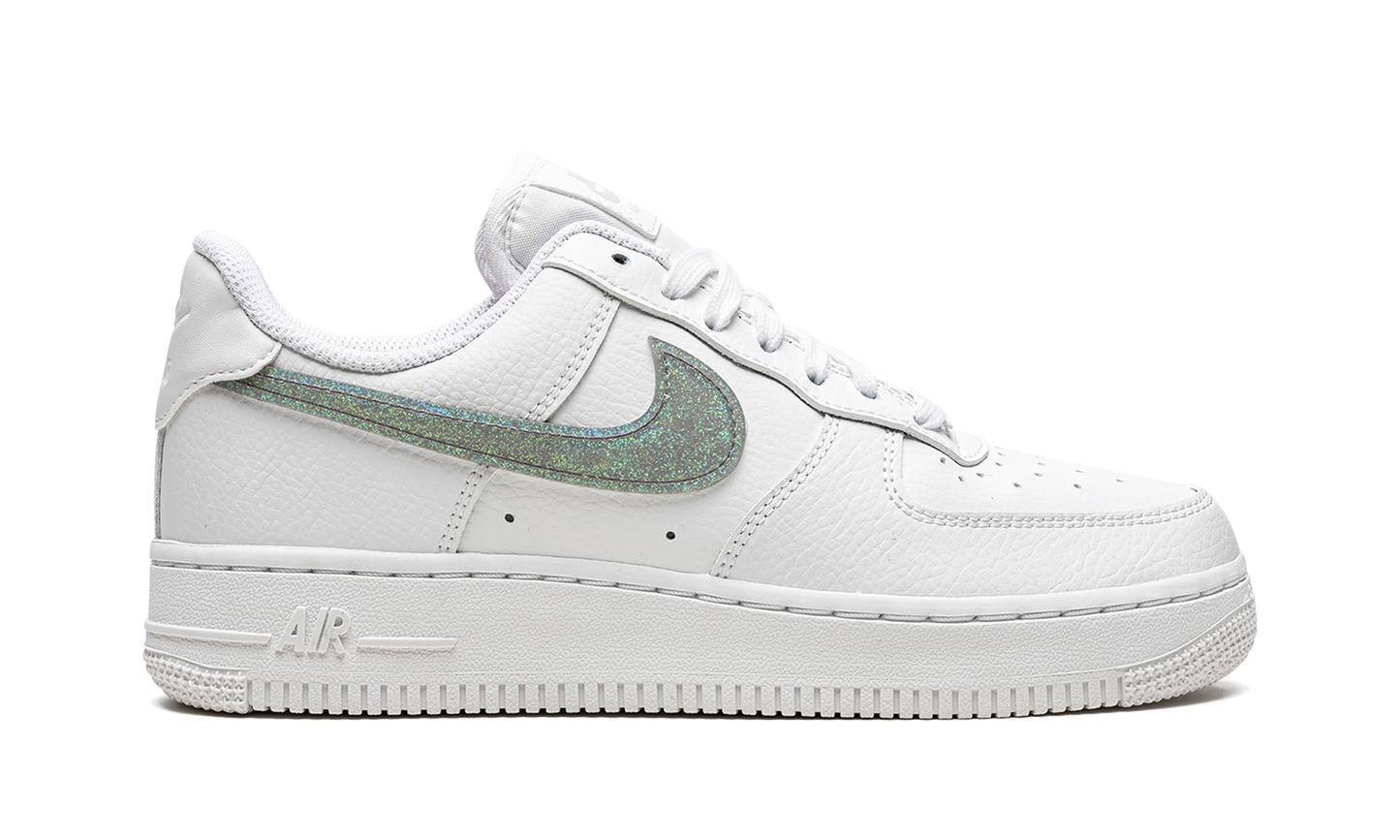 AIR FORCE 1 '07 ESS WMNS Glitter Swoosh