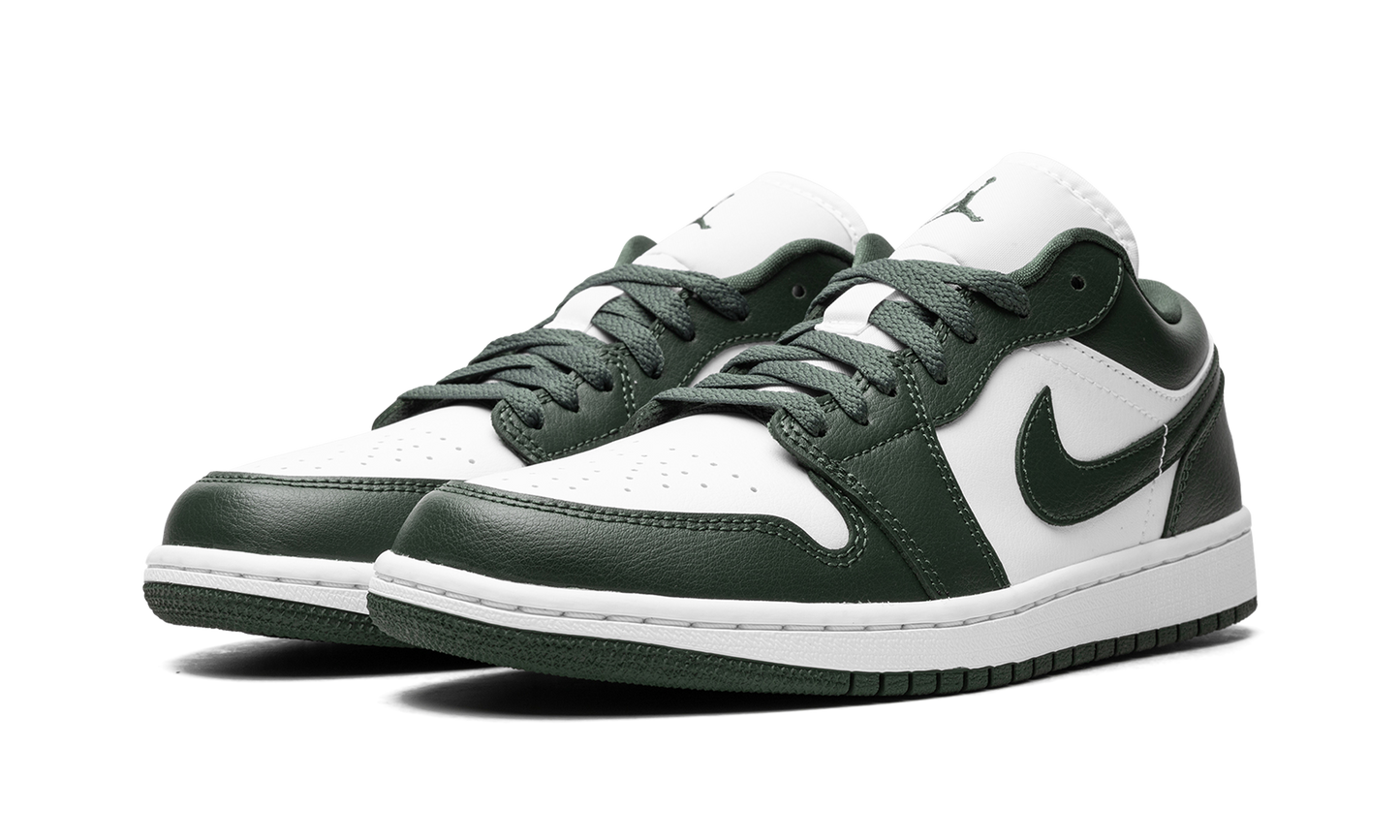 Air Jordan 1 Low WMNS Galactic Jade