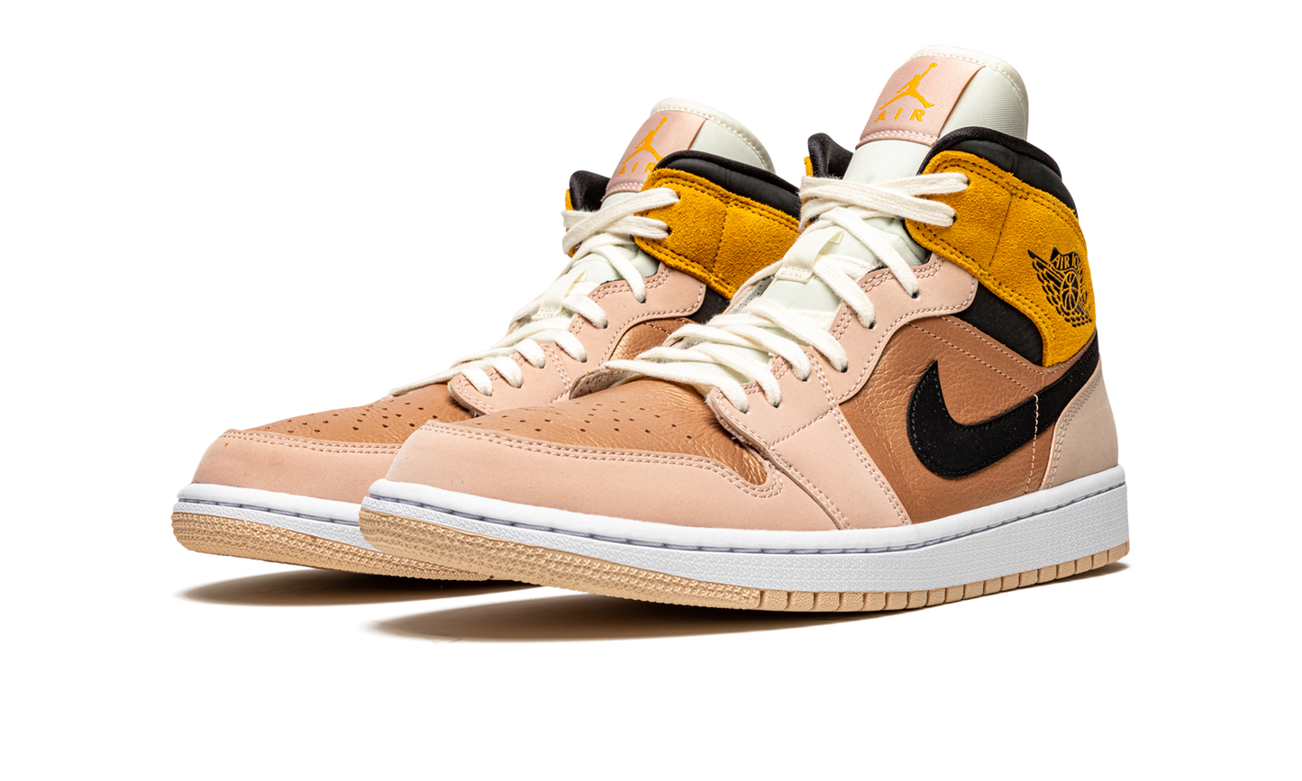 AIR JORDAN 1 MID SE WMNS Particle Beige