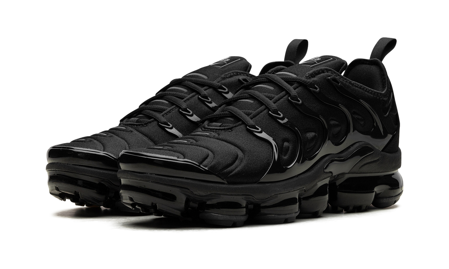 Air Vapormax Plus Triple Black