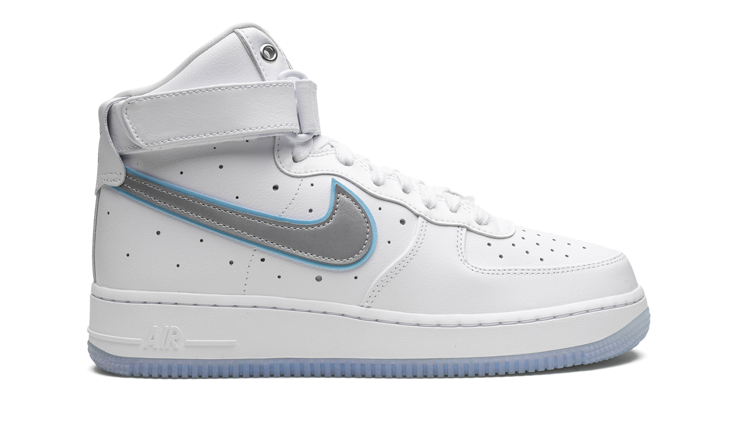 AIR FORCE 1 HIGH MNS WMNS Dare To Fly