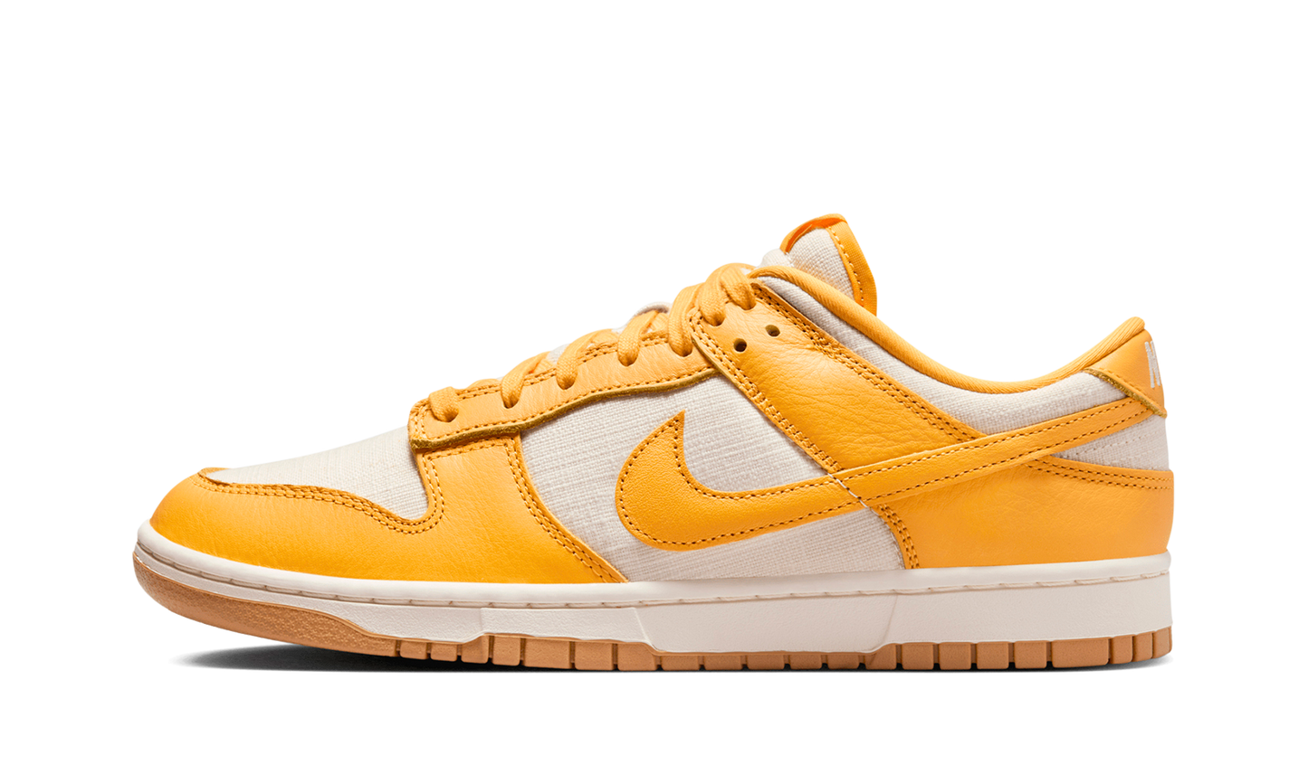 Dunk Low University Gold