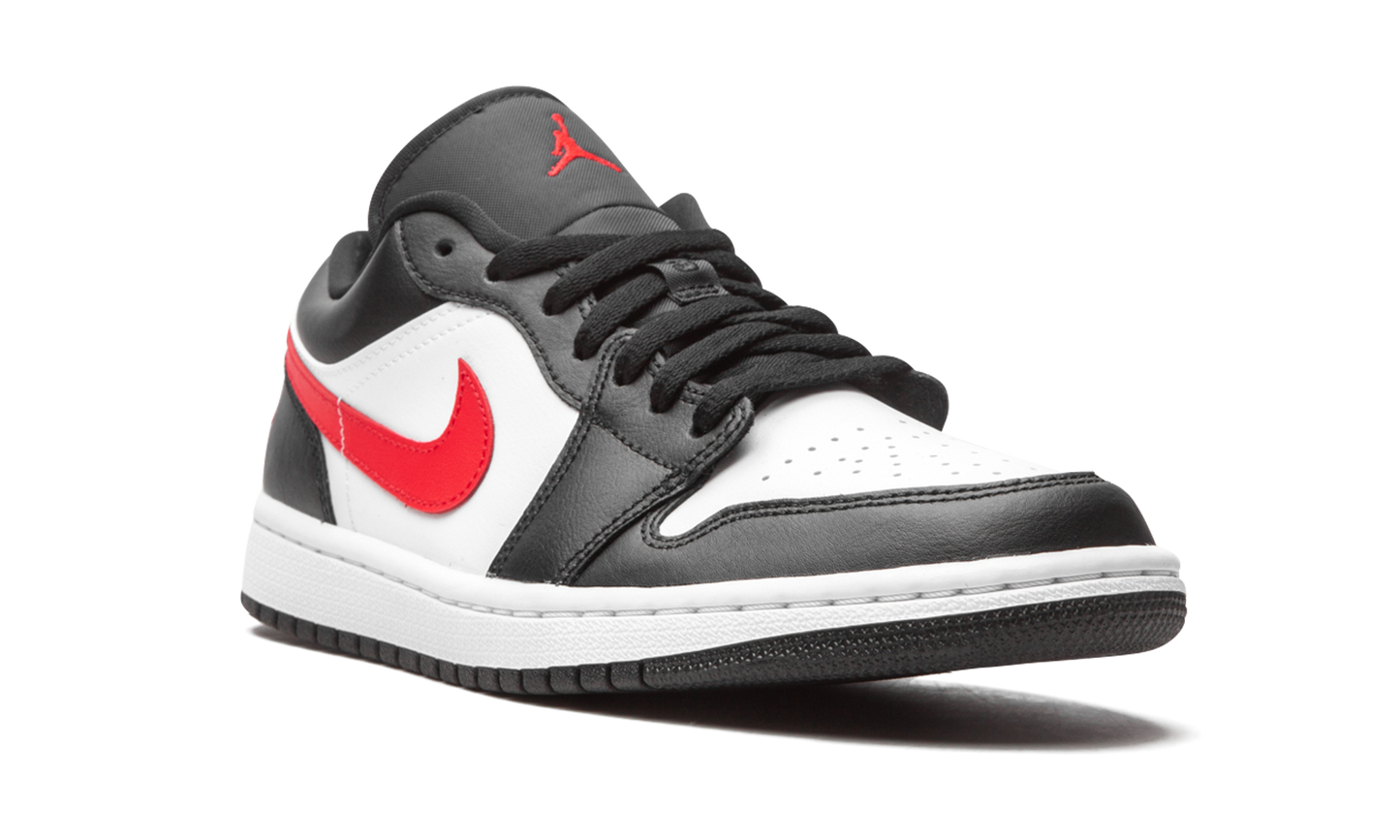 AIR JORDAN 1 LO WMNS Siren Red / Black / White