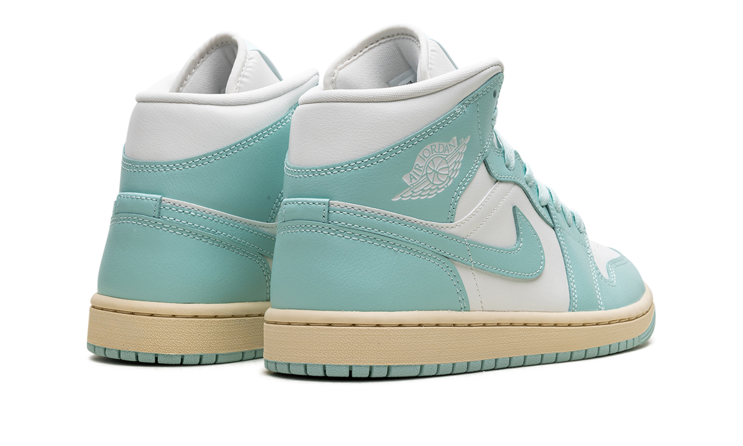 AIR JORDAN 1 MID WMNS LIGHT DEW