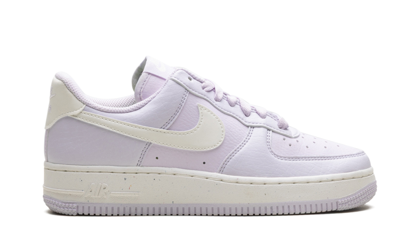 AIR FORCE 1 '07 NEXT NATURE WMNS Barely Grape