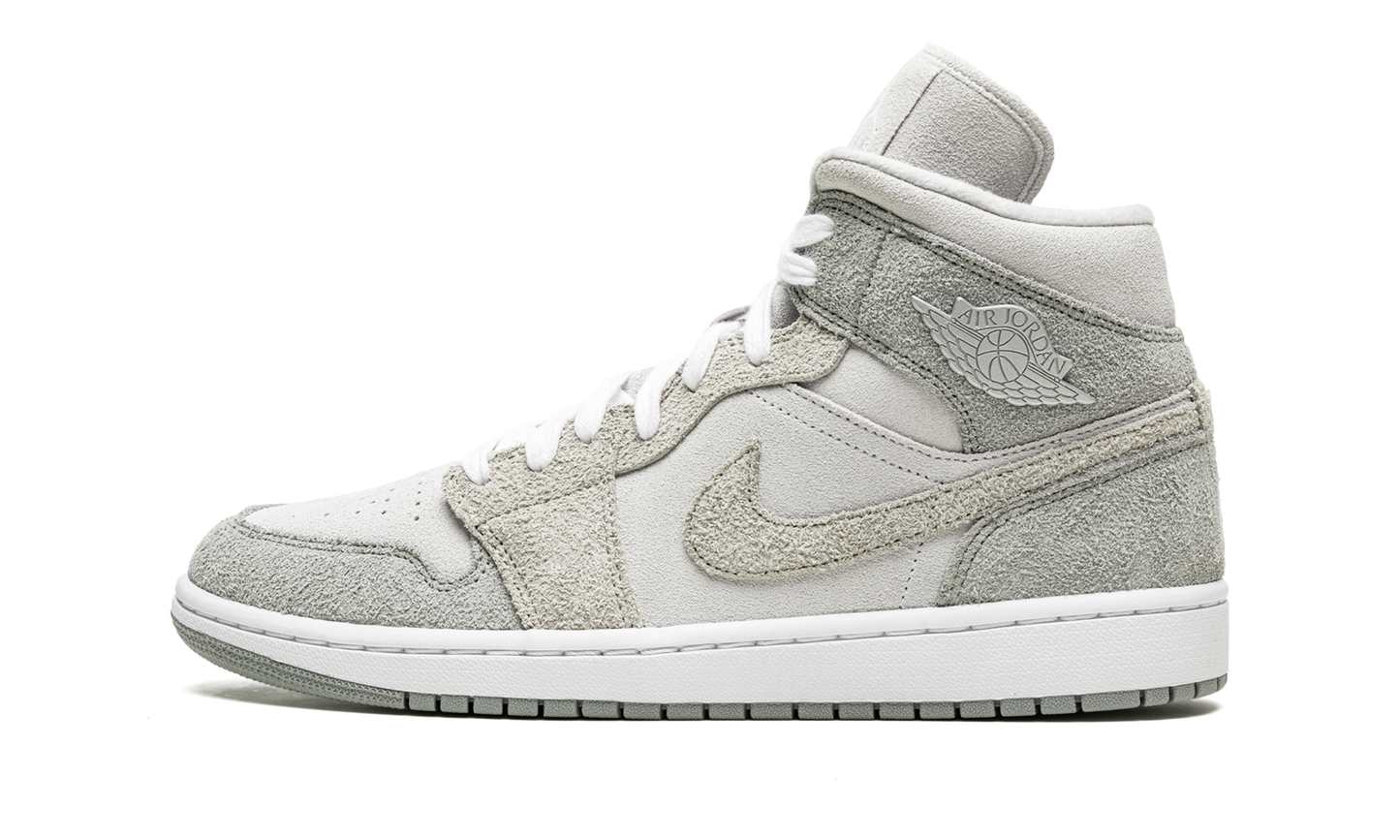 AIR JORDAN 1 MID SE WMNS Grey Fleece