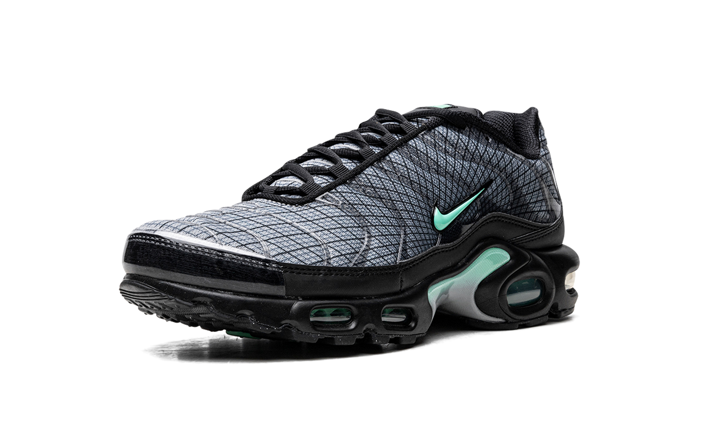 Air Max Plus Spirograph