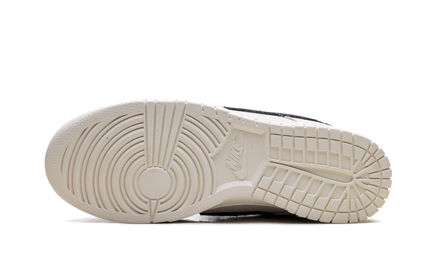 Dunk Low SE WMNS Sail / Black
