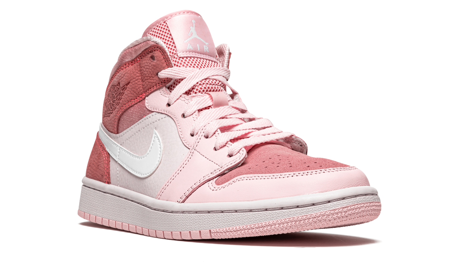Air Jordan 1 Mid WMNS Digital Pink