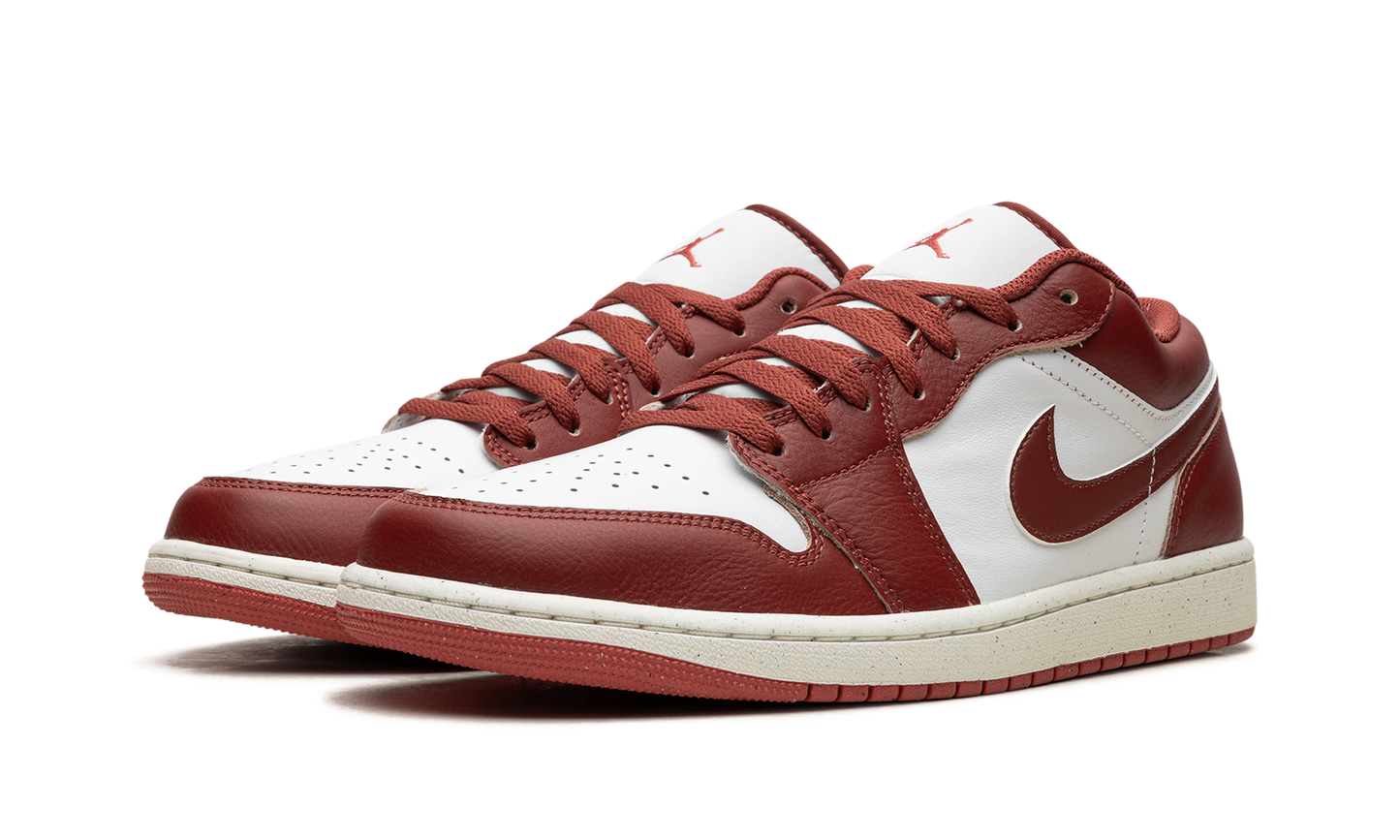 Air Jordan 1 Low SE DUNE RED