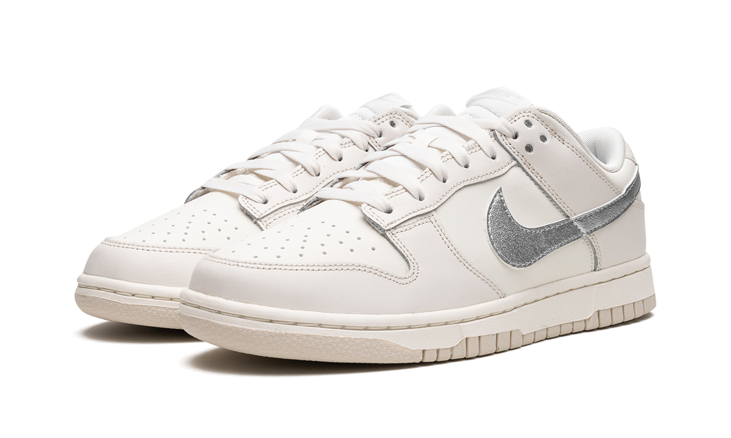 DUNK LO ESS TREND MNS WMNS Sail / Oxygen Purple