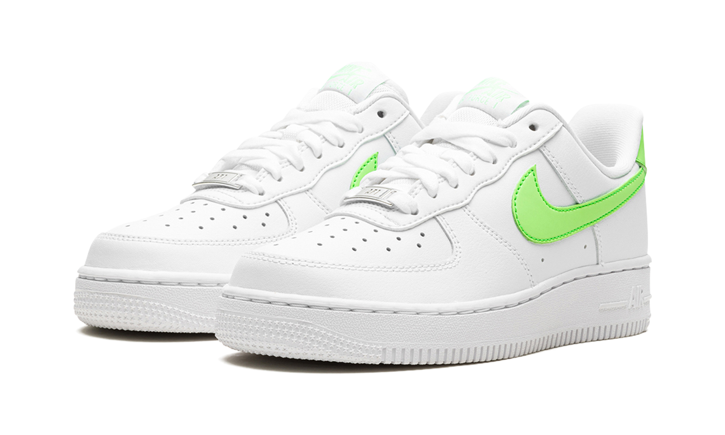 AIR FORCE 1 '07 WMNS LIME GREEN