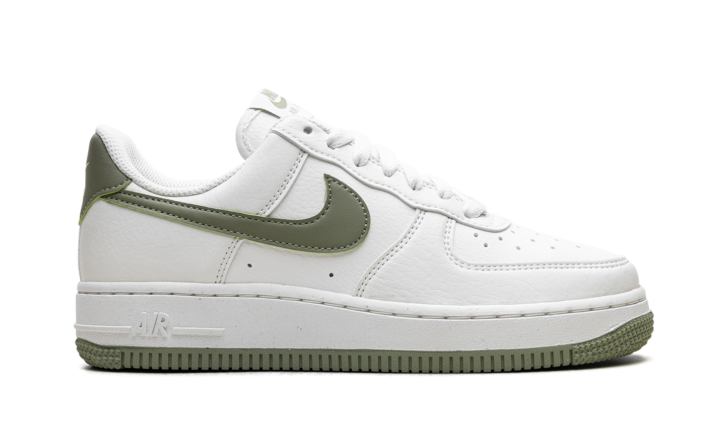Air Force 1 '07 WMNS Next Nature Oil Green