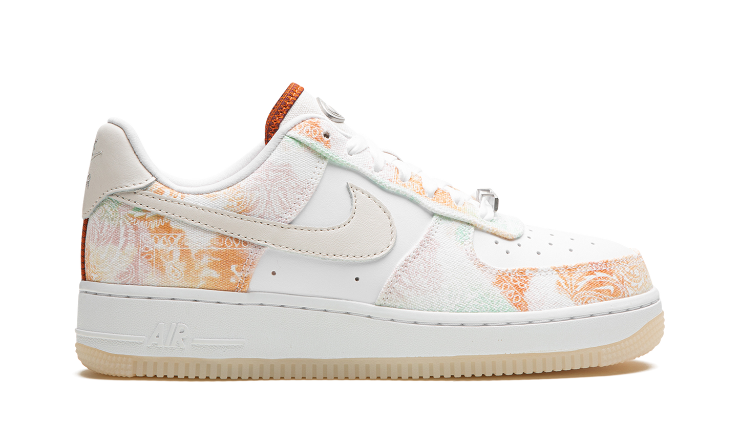 AIR FORCE 1 LO WMNS Pastel Paisley
